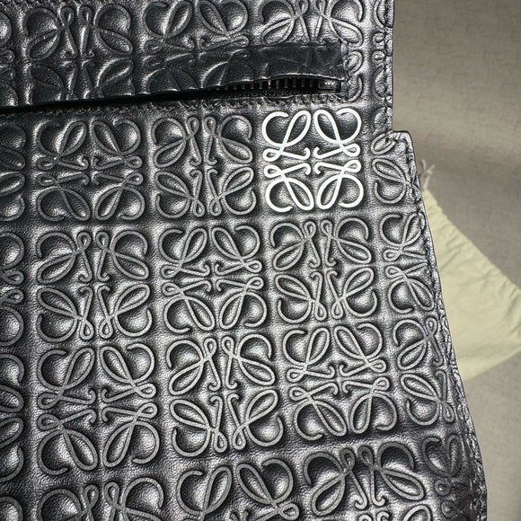 Loewe pouch - Picture 3 of 9